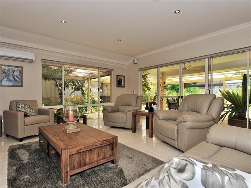 43 Tolladine Vista, The Vines WA 6069