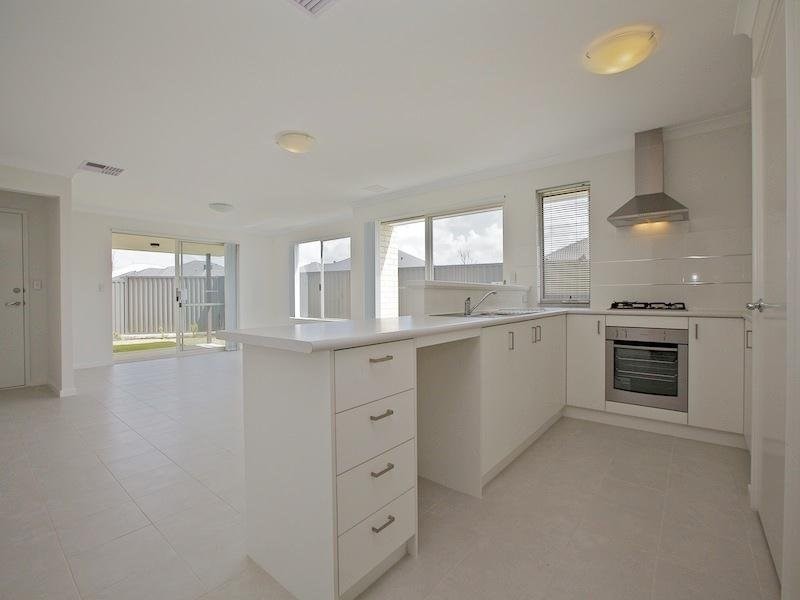 137 Wistful Parade, Aveley WA 6069