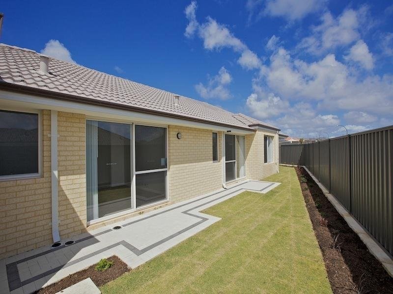 137 Wistful Parade, Aveley WA 6069
