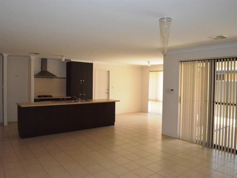 9 Hayden Vale, Aveley WA 6069