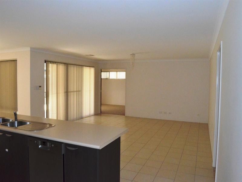 9 Hayden Vale, Aveley WA 6069