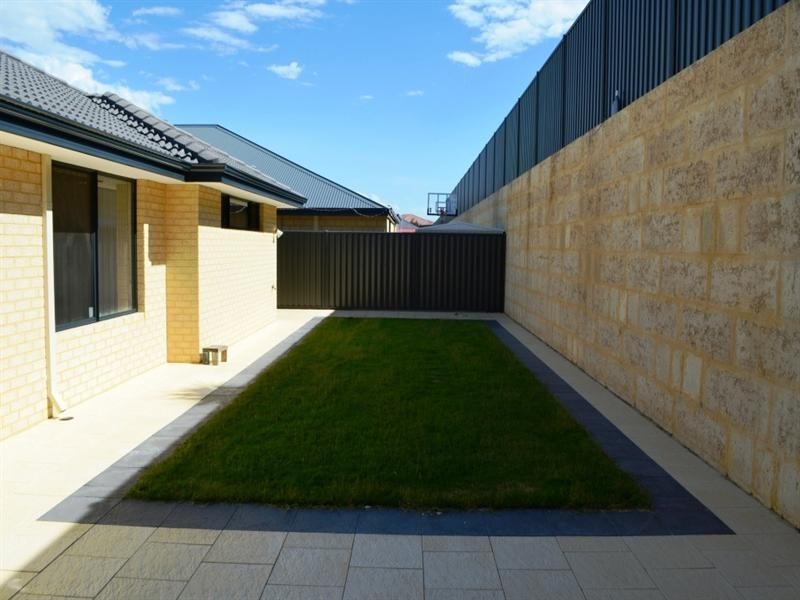 9 Hayden Vale, Aveley WA 6069