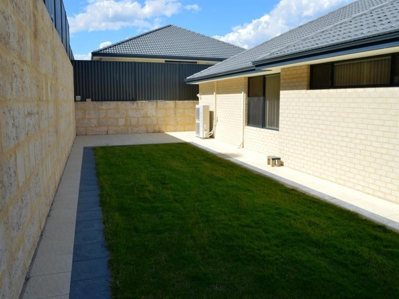 9 Hayden Vale, Aveley WA 6069