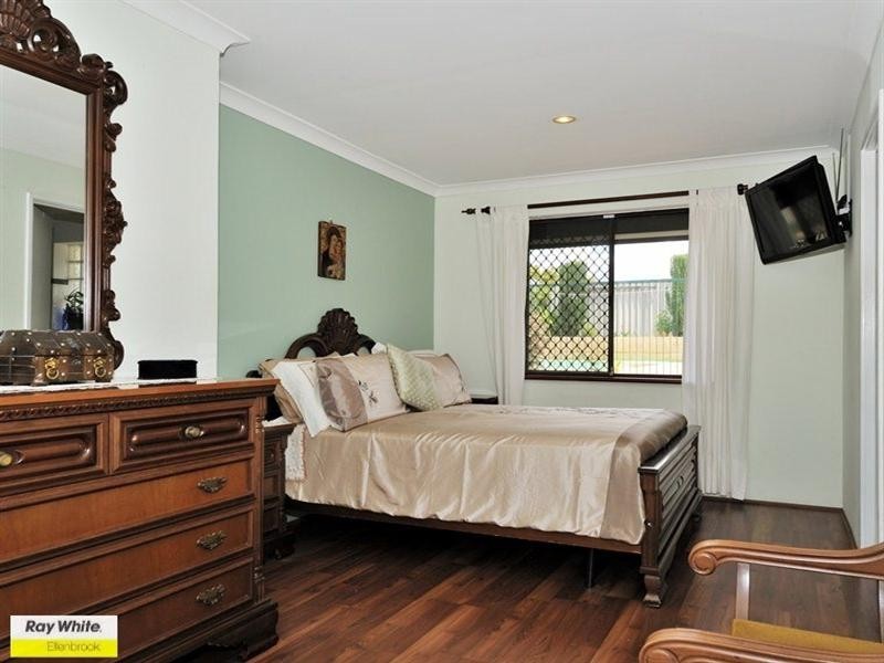 56 Thorburn Avenue, Beechboro WA 6063