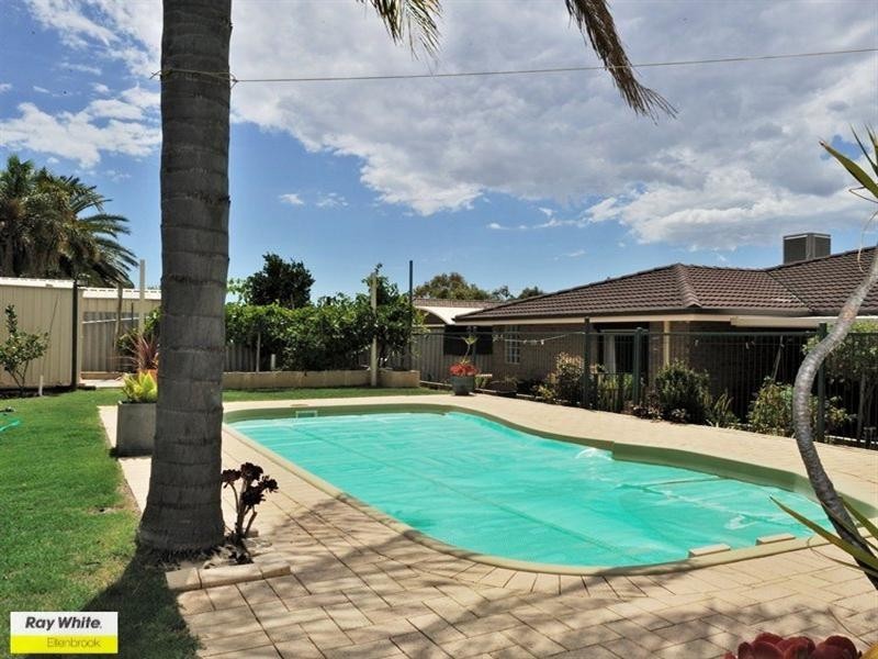 56 Thorburn Avenue, Beechboro WA 6063