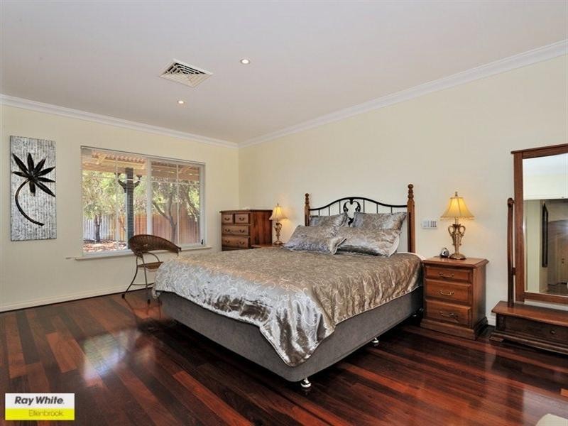 97 Taittinger Grove, The Vines WA 6069