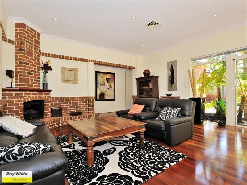 97 Taittinger Grove, The Vines WA 6069