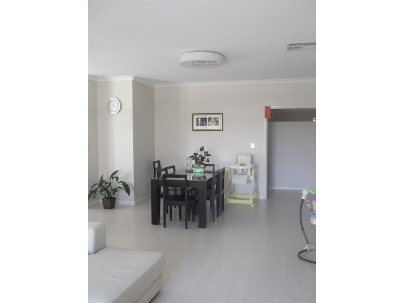 9 Soho Brace, Ellenbrook WA 6069