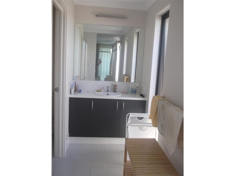 9 Soho Brace, Ellenbrook WA 6069