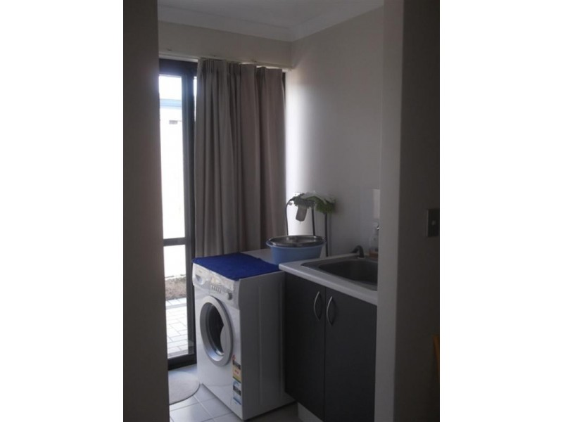 9 Soho Brace, Ellenbrook WA 6069