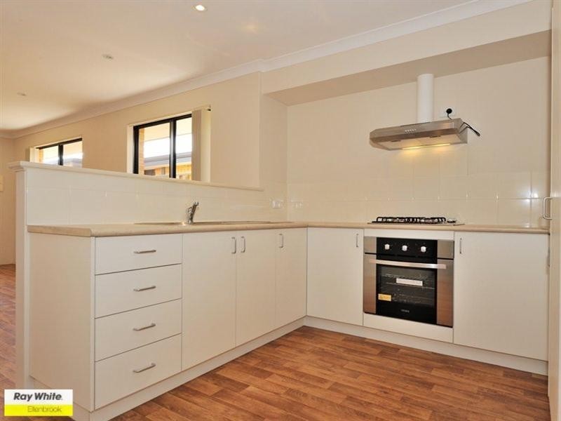 27 Grassdale Parkway, Ellenbrook WA 6069