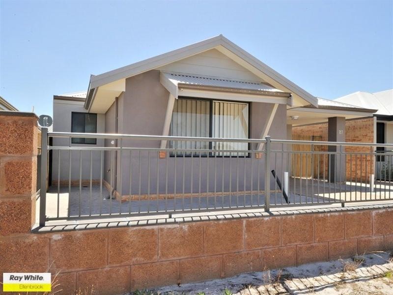 27 Grassdale Parkway, Ellenbrook WA 6069