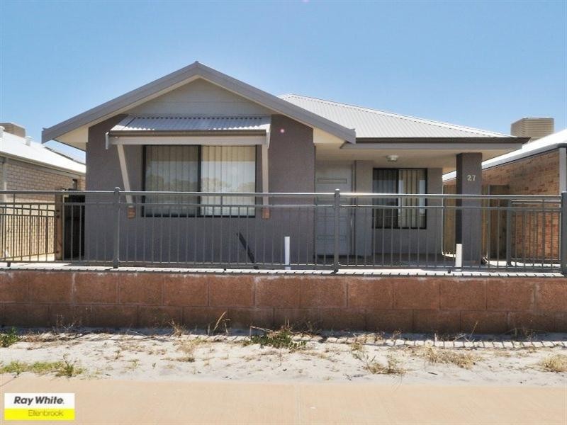 27 Grassdale Parkway, Ellenbrook WA 6069