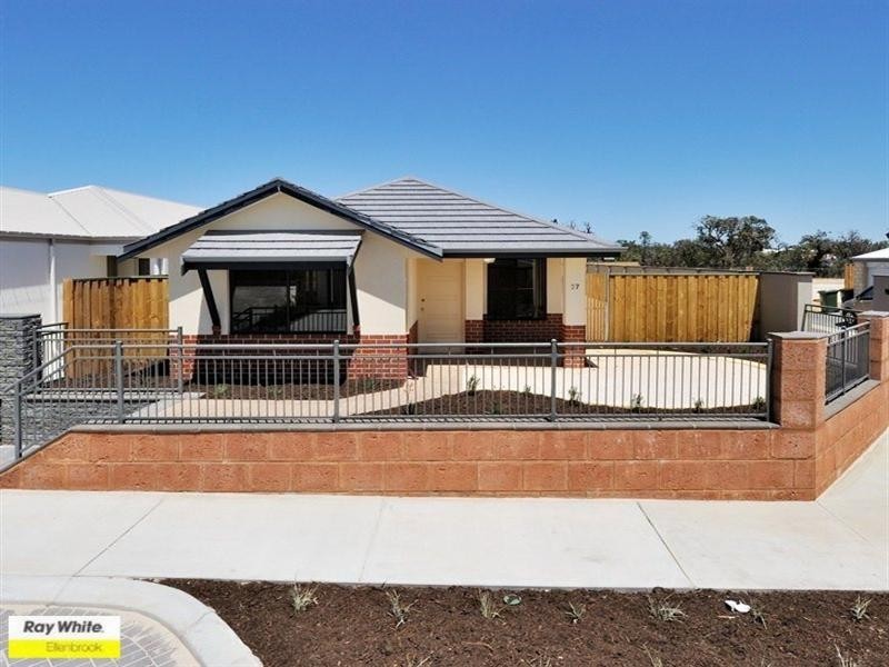 27 Powlett Link, Ellenbrook WA 6069