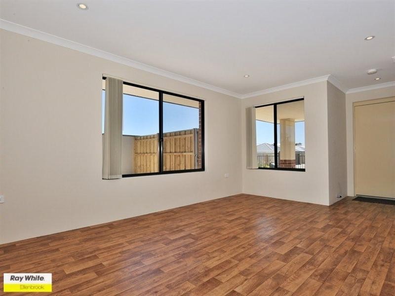 27 Powlett Link, Ellenbrook WA 6069