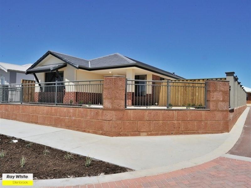 27 Powlett Link, Ellenbrook WA 6069