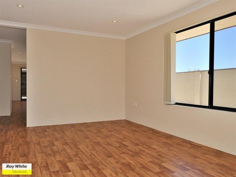 27 Powlett Link, Ellenbrook WA 6069