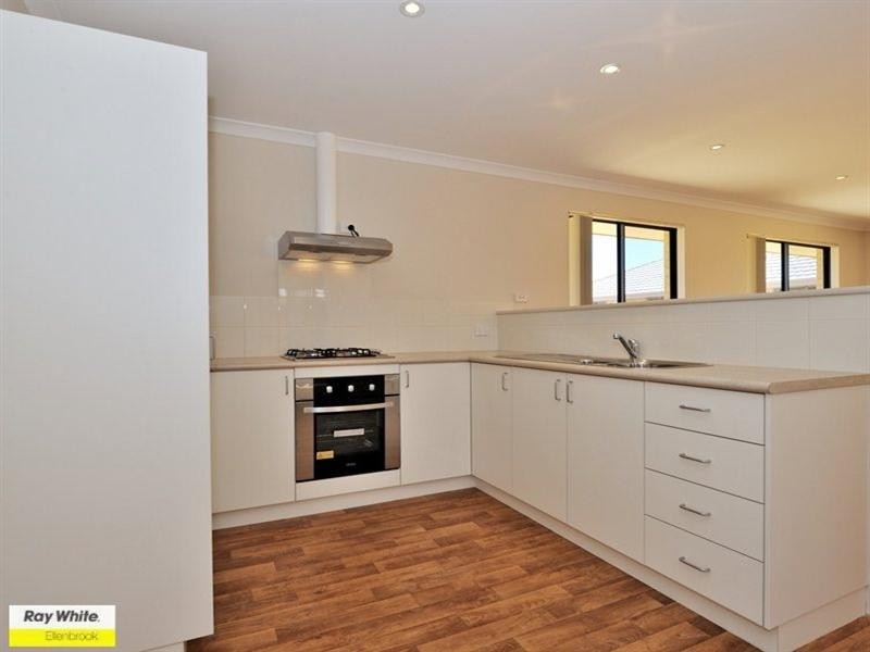 28 Pierre Bend, Ellenbrook WA 6069