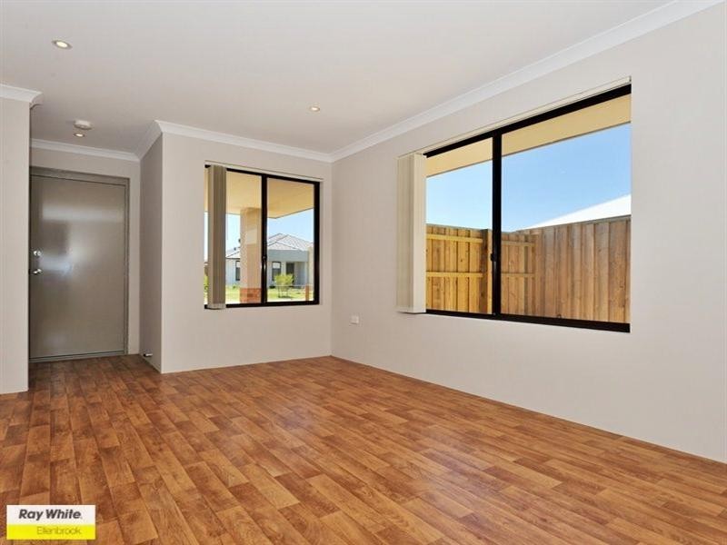 6 Greenslade Crescent, Ellenbrook WA 6069