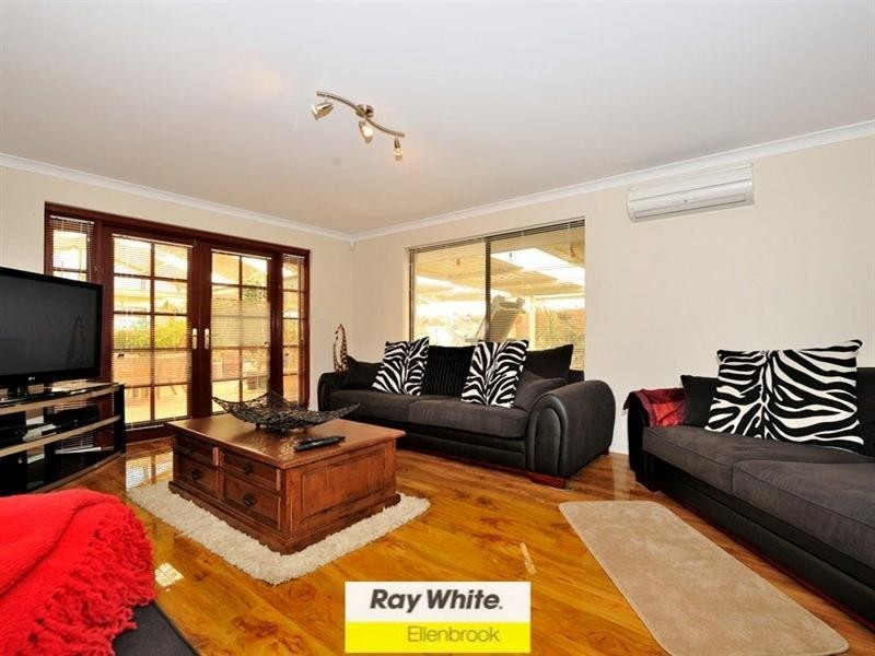 30 Cabernet Place, The Vines WA 6069