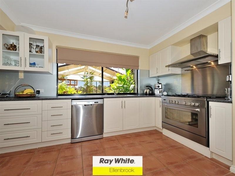 30 Cabernet Place, The Vines WA 6069