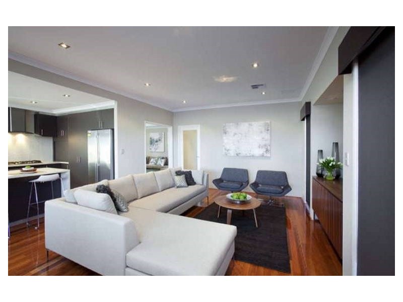 11 Safford Avenue, Aveley WA 6069