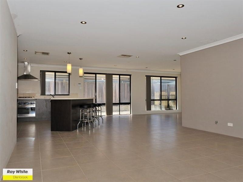 17 Dimora Way, Ellenbrook WA 6069