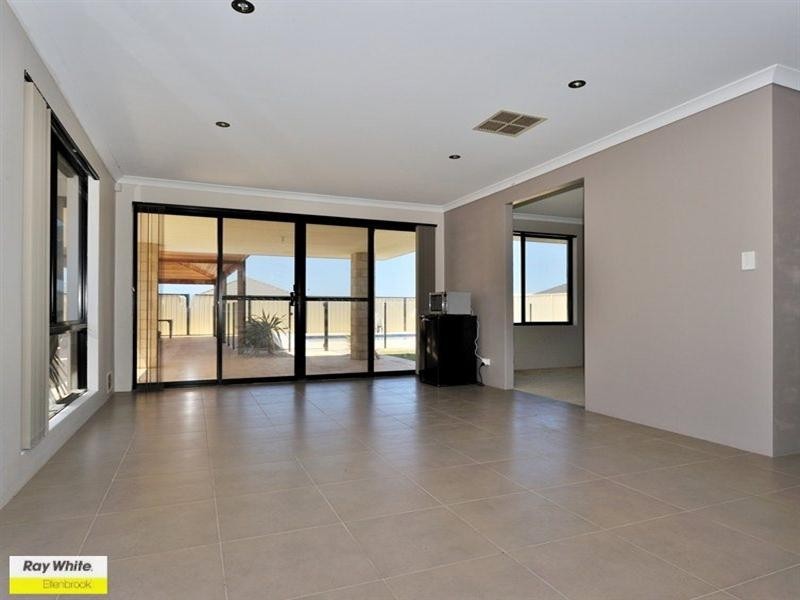 17 Dimora Way, Ellenbrook WA 6069