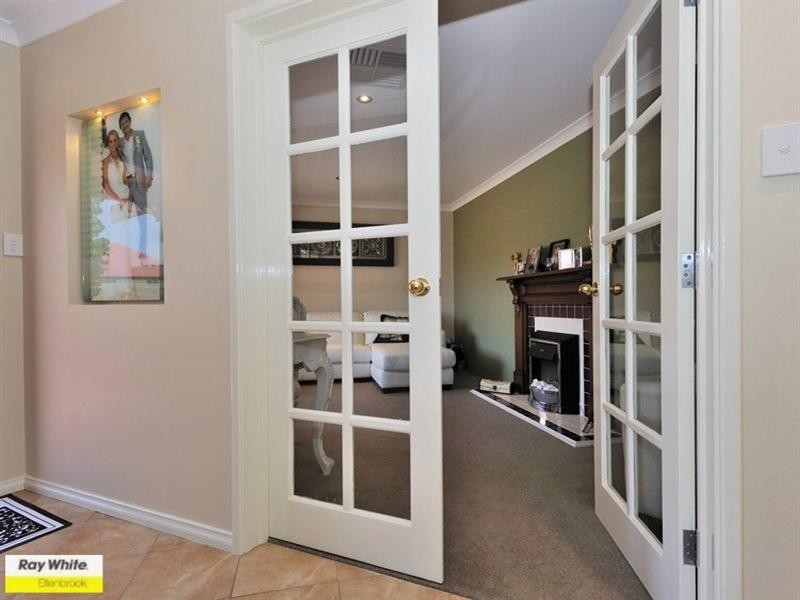 2 Heirisson Turn, Ellenbrook WA 6069