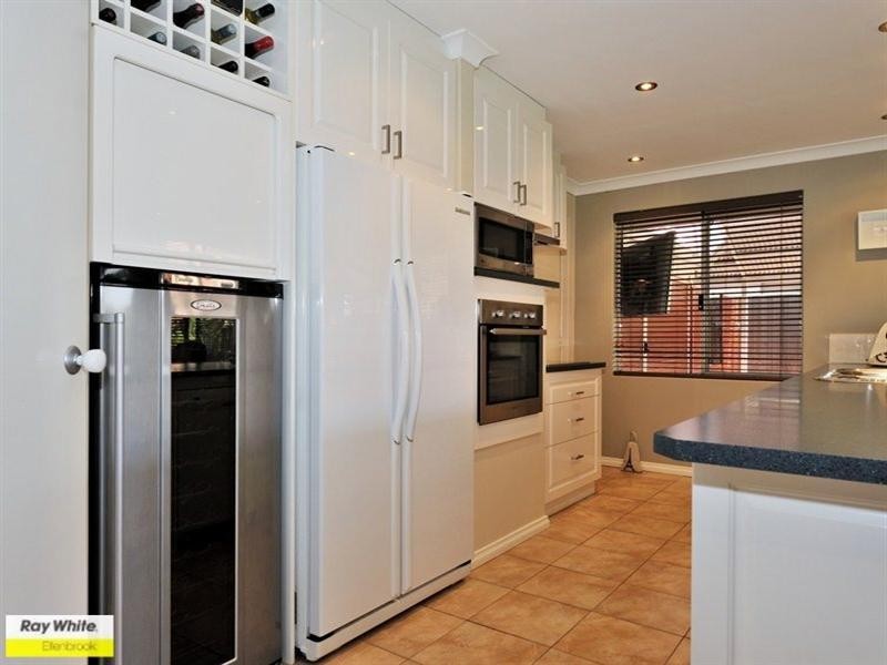 2 Heirisson Turn, Ellenbrook WA 6069