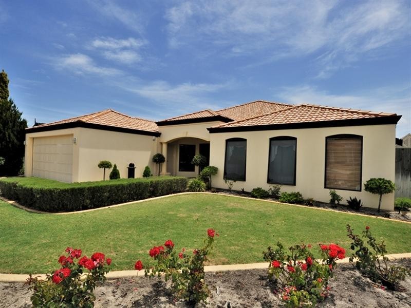 9 Glade Terrace, Ellenbrook WA 6069