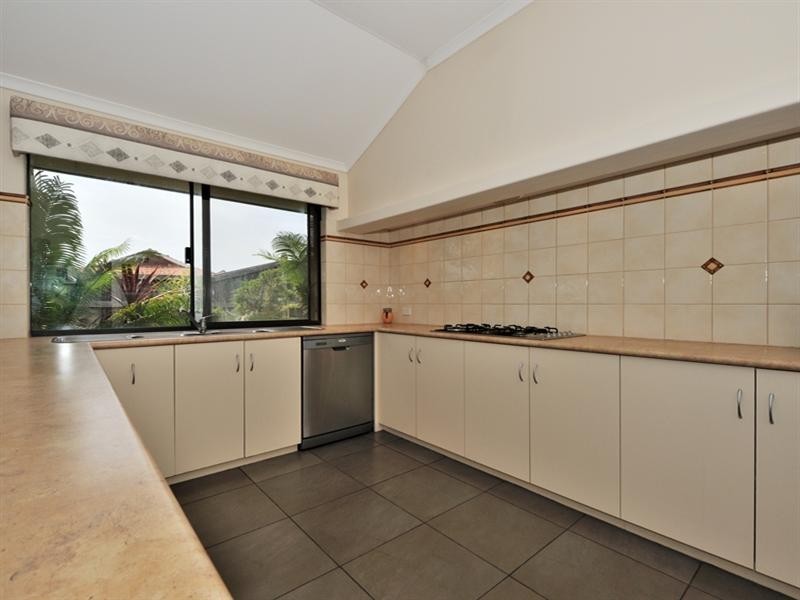 9 Glade Terrace, Ellenbrook WA 6069