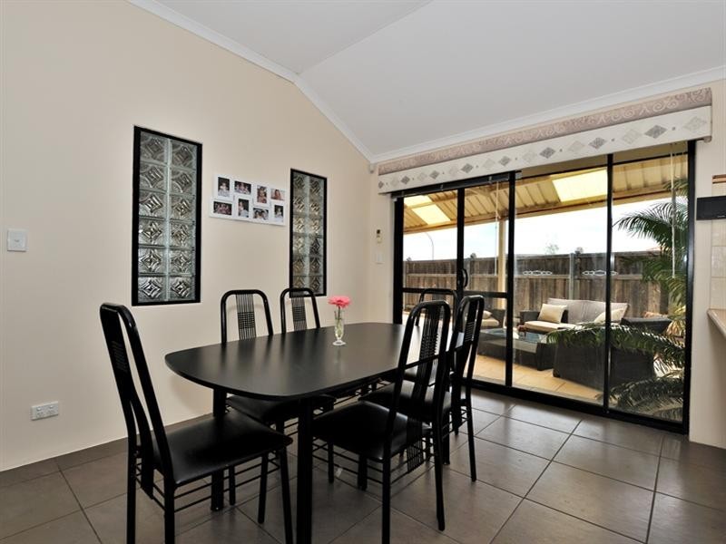 9 Glade Terrace, Ellenbrook WA 6069