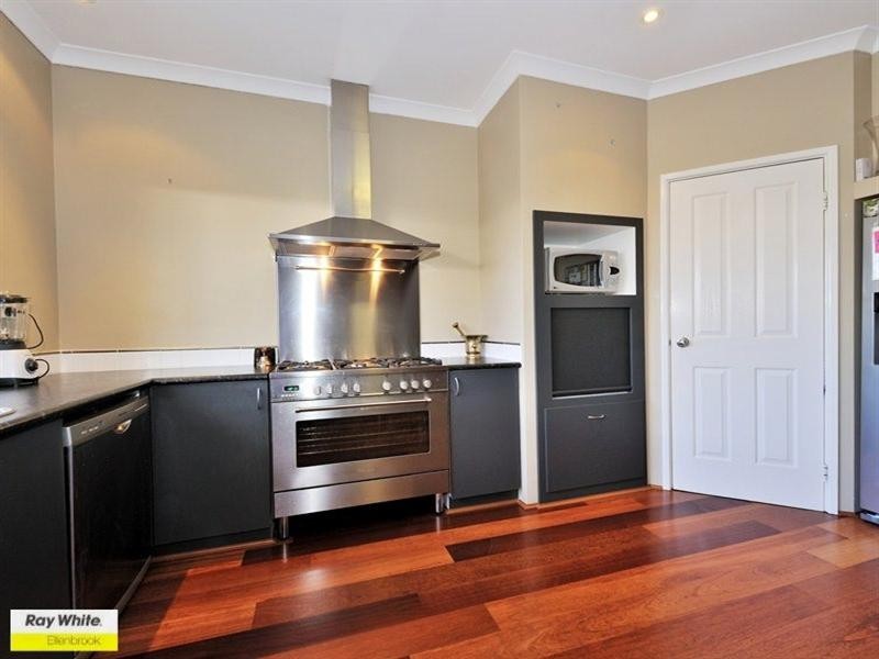 11 Werai Road, Ellenbrook WA 6069