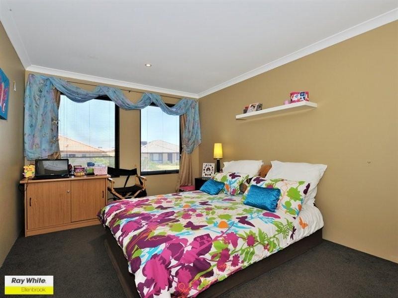 11 Werai Road, Ellenbrook WA 6069