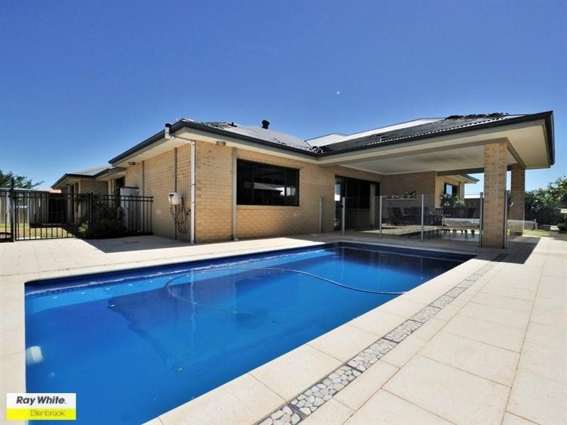 11 Werai Road, Ellenbrook WA 6069