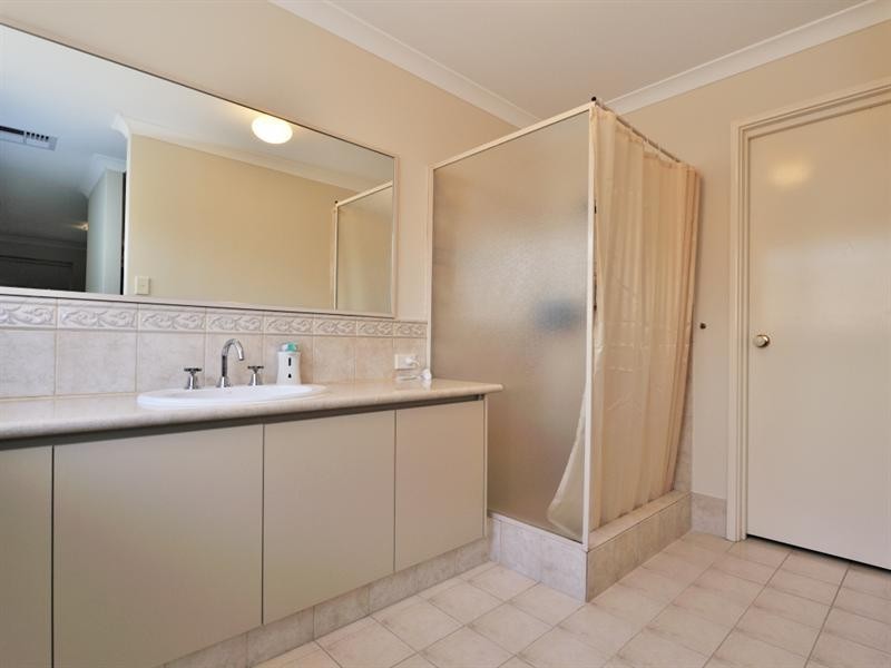 22 Welara Circle, Henley Brook WA 6055