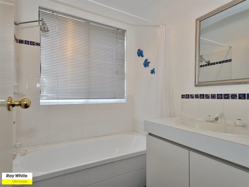 11 The Fairways, The Vines WA 6069