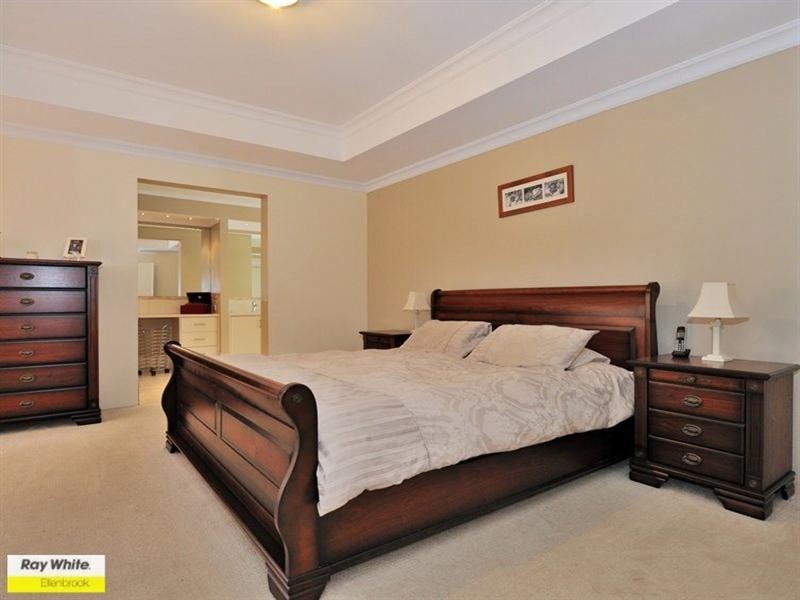12 Kentchurch Bend, The Vines WA 6069