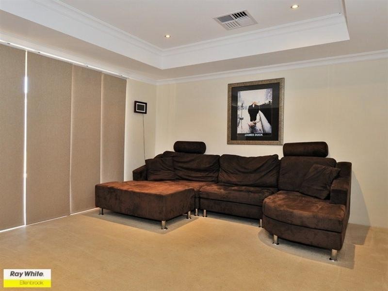 12 Kentchurch Bend, The Vines WA 6069
