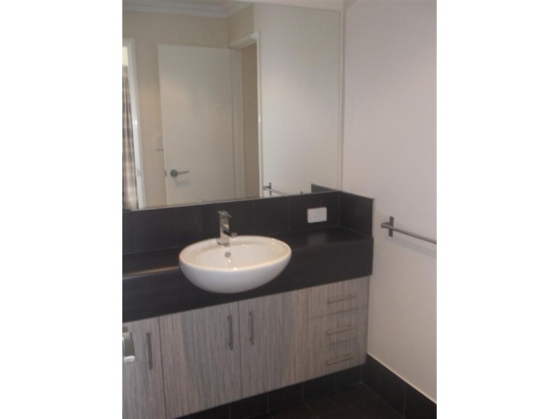 5 Pavilion Circle, The Vines WA 6069
