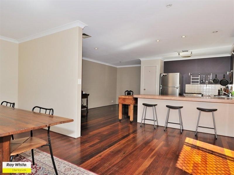 60 Tanami Circle, Ellenbrook WA 6069