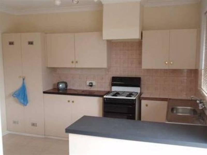 3 IPSWICH Crescent, Girrawheen WA 6064