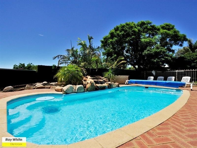5 Knollwood Court, Ballajura WA 6066