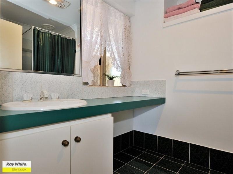 5 Knollwood Court, Ballajura WA 6066