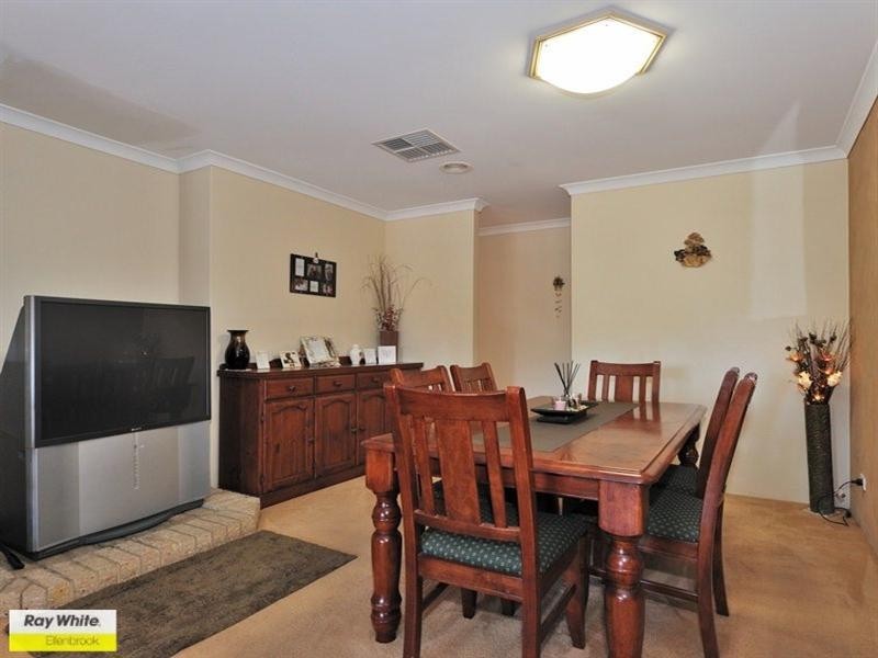 5 Knollwood Court, Ballajura WA 6066