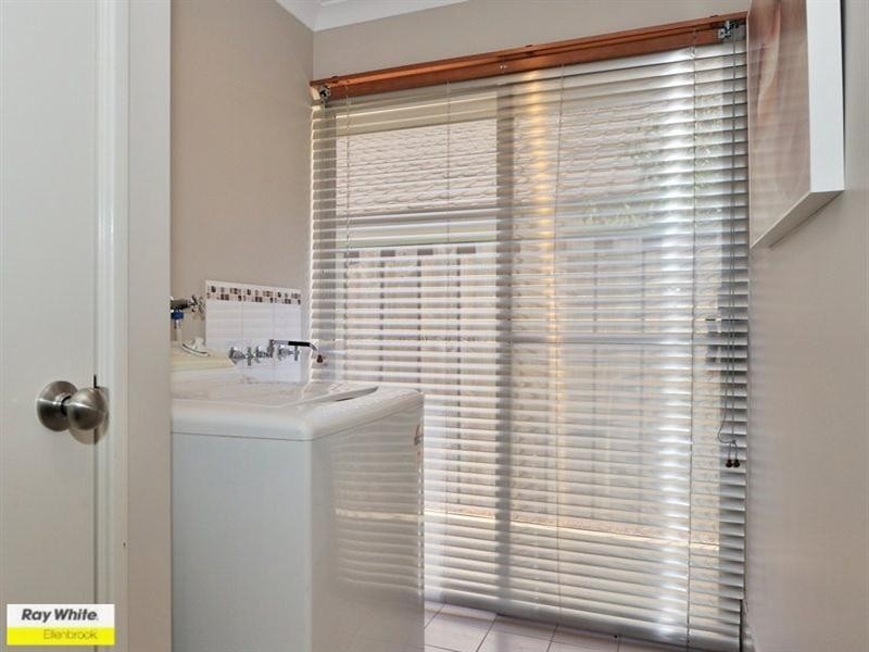 7 Ewens Pass, Ellenbrook WA 6069