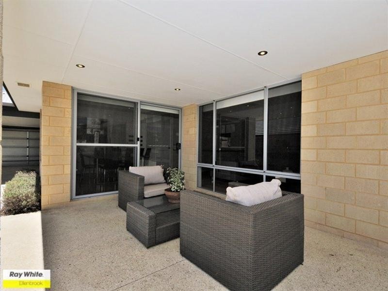 7 Ewens Pass, Ellenbrook WA 6069