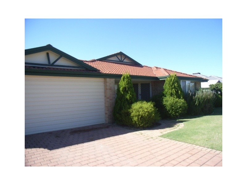 44 Starbush Crescent, Ellenbrook WA 6069