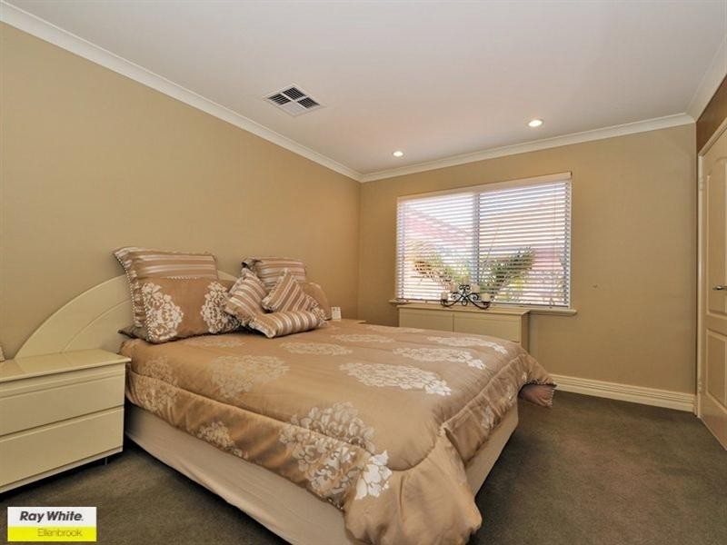 78 Sandown Circle, Henley Brook WA 6055